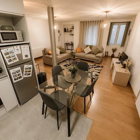 Ribeirinha Apartamento *